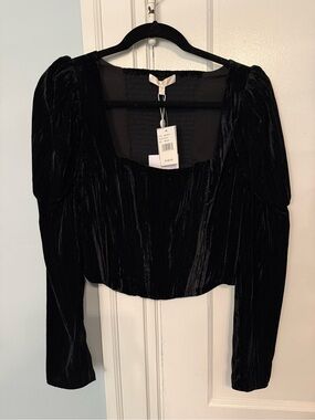Wayf Black Velvet Puff-Sleeve Square Neck Crop Top